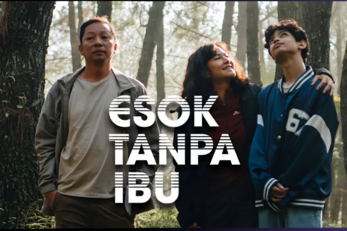 Respons Hangat Penonton Mengiringi Penayangan Film "Esok Tanpa Ibu"
